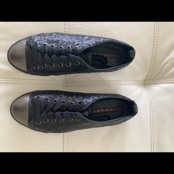 Prada size 9 sneakers - Picture 4 of 5